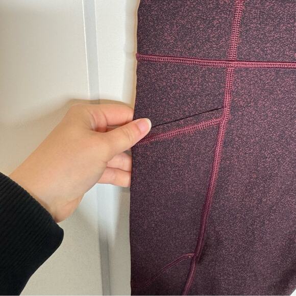 Lululemon Tight Stuff Tight II 25" Granulite Garnet Black Full On Luxtreme 6 - Picture 4 of 7